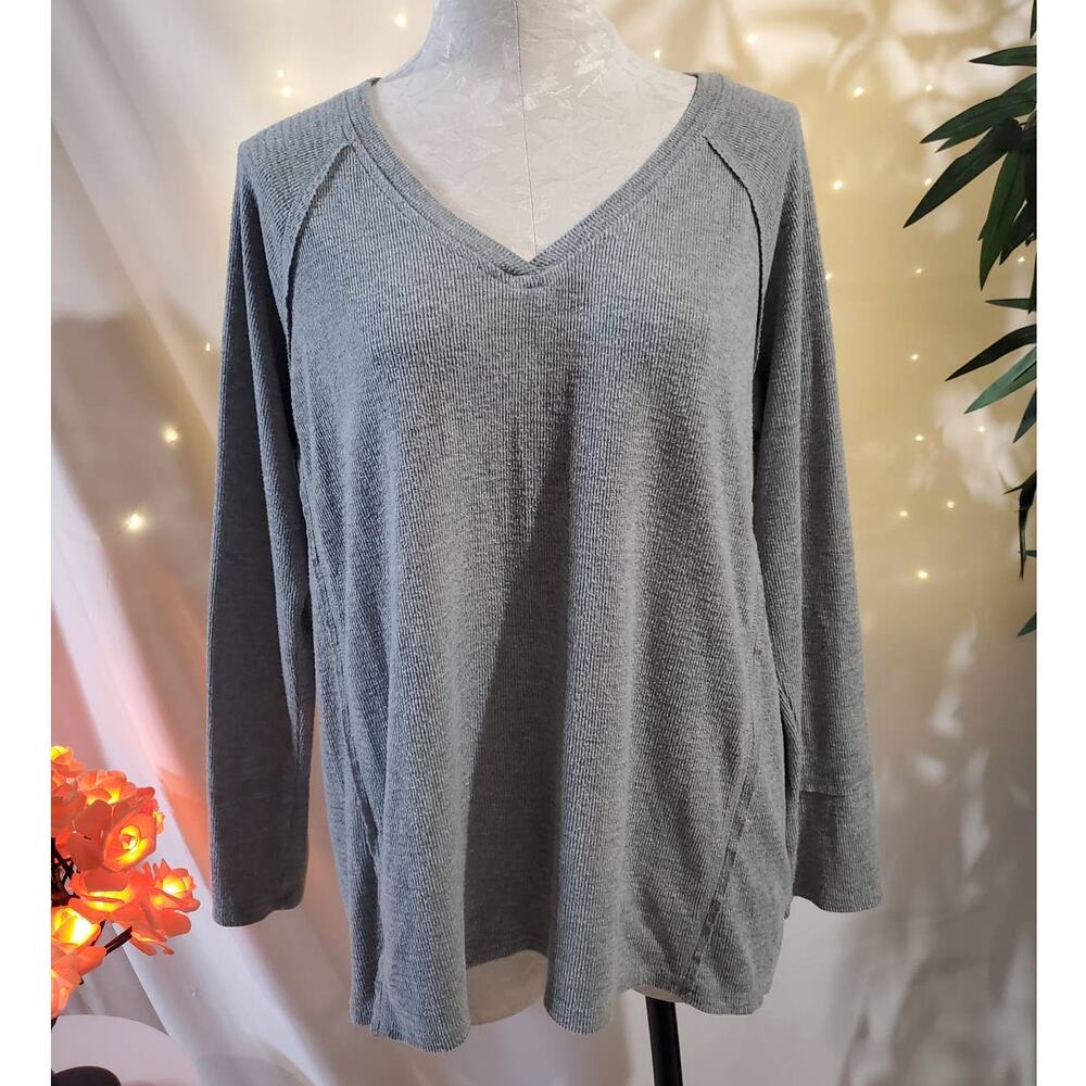 Wildfox Haley Brushed Knit Long Sleeve V-Neck Top Womens L Medium Gray WLT40185